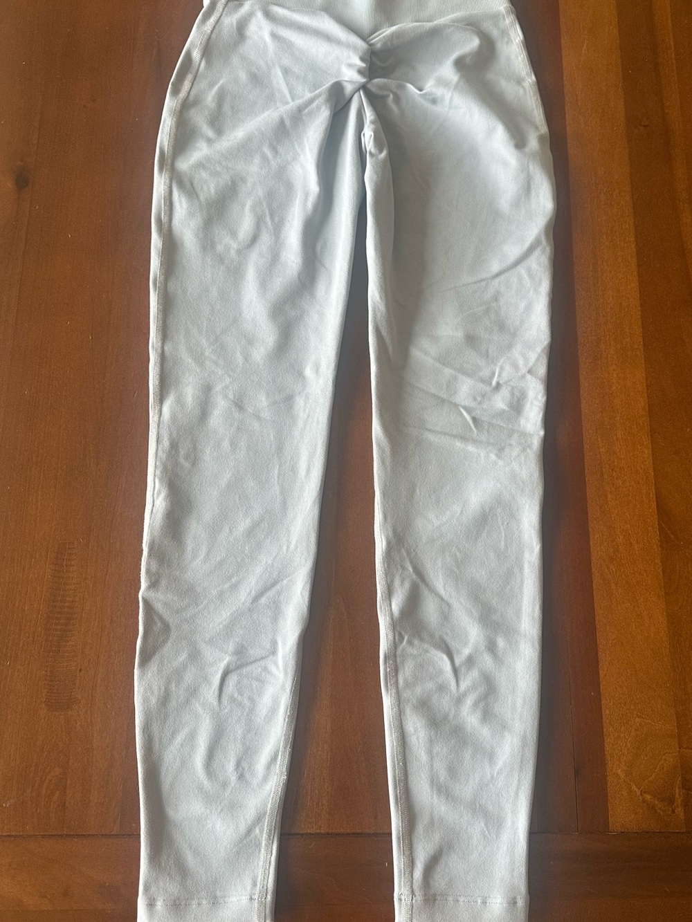 Bombshell Sportswear Figure Scrunch Leggings - Color ‘Carbon’  - Size Small - Picture 7 of 7